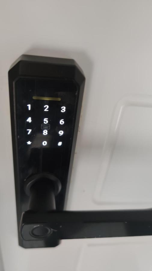 Happy Innside, Free Parking, Self Check-In 7X24H, Ac Vilnius Luaran gambar